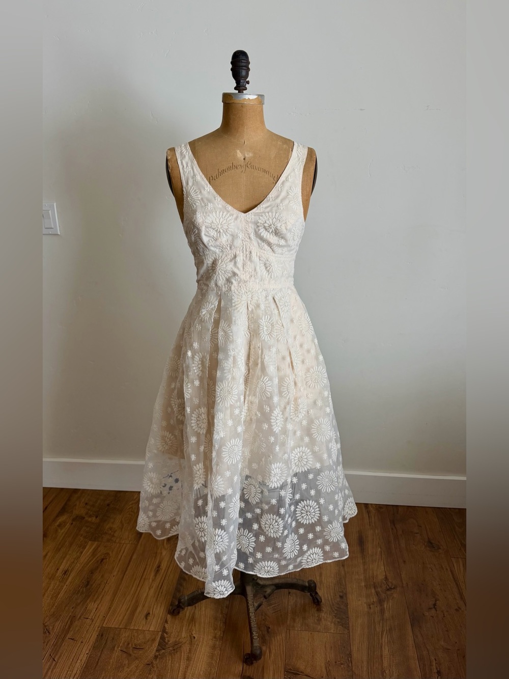 Baraschi Sleeveless Floral Embroidered Lace Midi Dress in Ivory Wedding Bride